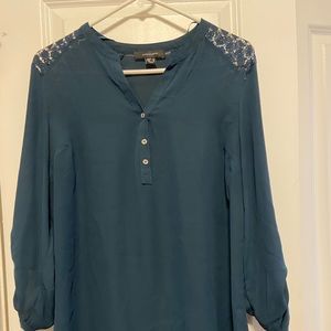 Evergreen button sleeve blouse